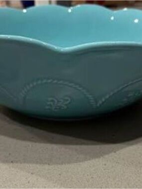 Princess House Aqua-Blue Serving Bowl